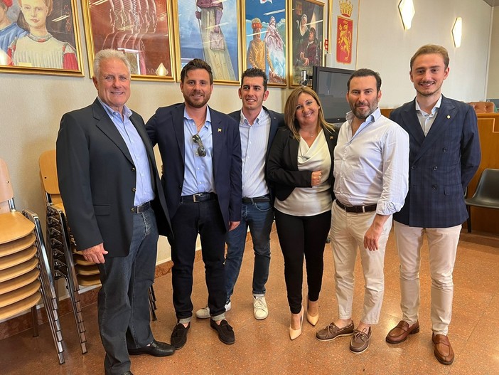 Ventimiglia, 'caso Bonadonna'. Amarella (Forza Italia): "Non prendiamo in considerazione un rimpasto in giunta" Ventimiglia, 'caso Bonadonna'. Amarella (Forza Italia): "Non prendiamo in considerazione un rimpasto in giunta"