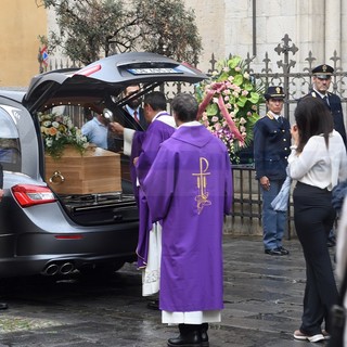 Sanremo: celebrati oggi a San Siro i funerali di Lisa Bracco, mamma del presidente del Tribunale Eduardo