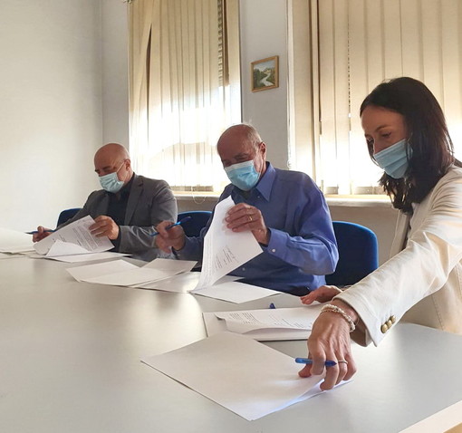 Imperia: rinnovato l’accordo tra Regione, Inail e Anmil per il reinserimento lavorativo delle persone con disabilità Imperia: rinnovato l’accordo tra Regione, Inail e Anmil per il reinserimento lavorativo delle persone con disabilità