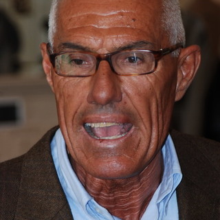 Sanremo: l'Assessore Bellini chiede ad Area 24 una piazzola per elicotteri ma anche aree per cani Sanremo: l'Assessore Bellini chiede ad Area 24 una piazzola per elicotteri ma anche aree per cani