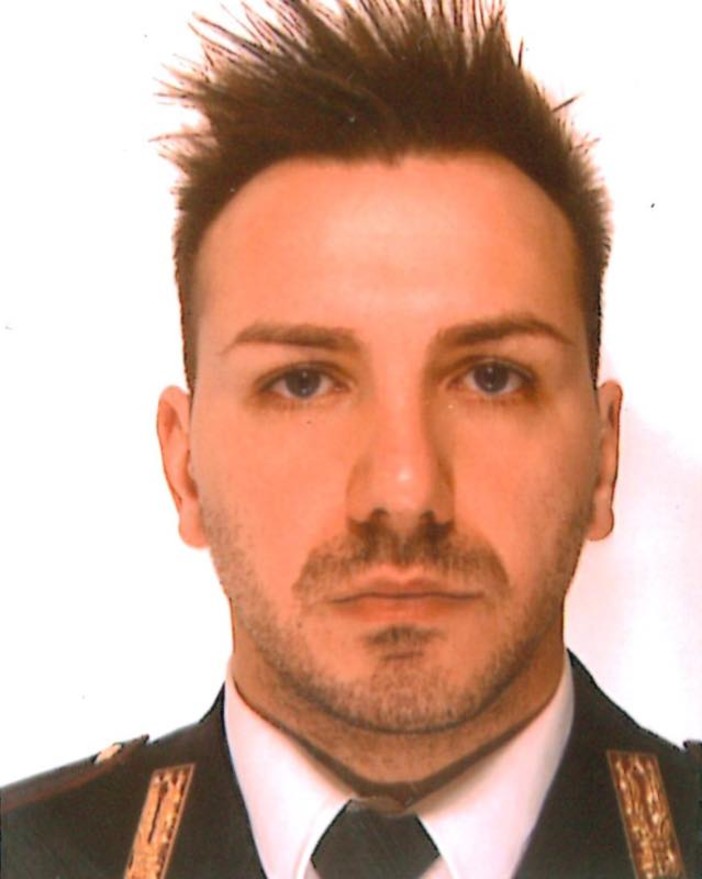 Era nato ad Imperia ma era originario di Oristano Francesco Pischedda, l'agente morto a Lecco