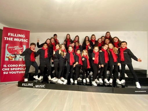 Antologia delle 70 canzoni vincitrici del Festival arrangiate dal sanremese Ferdinando Mongelli e cantate dal coro 'Filling the Music'