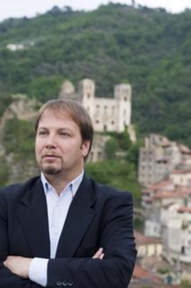 Elezioni Amministrative: Fulvio Gazzola batte il suo ex vice Sindaco e rimane alla guida di Dolceacqua Elezioni Amministrative: Fulvio Gazzola batte il suo ex vice Sindaco e rimane alla guida di Dolceacqua