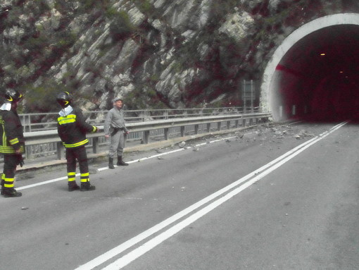 Frana tra Ventimiglia ed Airole: stop di 10 giorni sulla statale 20 chiusa al traffico, interviene Marco Scajola (PDL)