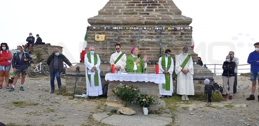 Monte Saccarello, torna la Festa del Redentore: domenica 2 agosto il 126° raduno con la Messa celebrata dal vescovo Suetta