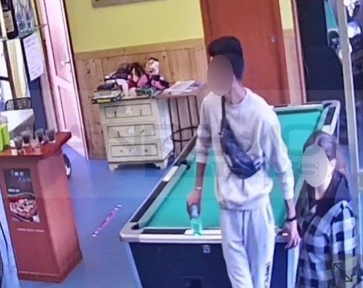 I due giovani poco prima del furto