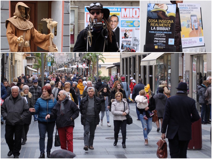 Sanremo: il Festival non è solo Ariston, fuori c’è tutto un mondo variopinto (e improbabile) che popola via Matteotti (foto e video)