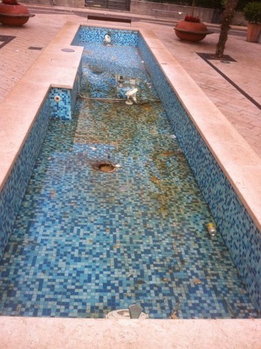 Diano Marina: fontane di via Canepa nel degrado, lo sdegno di un altro nostro lettore