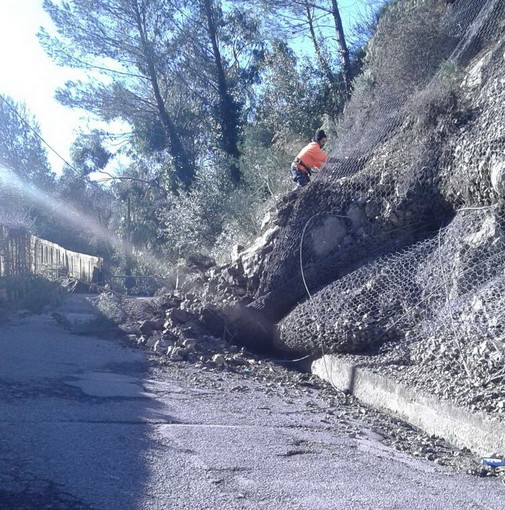 Ventimiglia: strada Calvo-Sant'Antonio-via Bosco dei Bormanni chiusa per manutenzione, transito assicurato sulla Bevera-Calvo