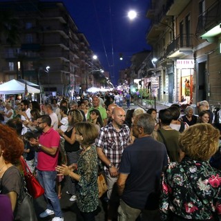Vallecrosia: migliaia di partecipanti per la 'Festa della Musica' di ieri sera, le foto di Eugenio Conte Vallecrosia: migliaia di partecipanti per la 'Festa della Musica' di ieri sera, le foto di Eugenio Conte