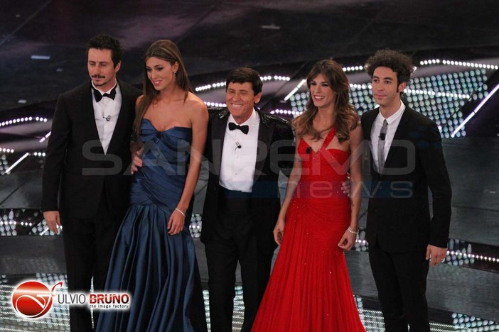 Festival di Sanremo 2011: eliminate Anna Oxa e Anna Tatangelo al termine della prima serata