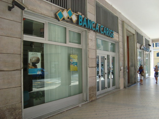 Riunione ieri a Genova tra i vertici di Banca Carige ed i rappresentanti dell'associazione Piccoli Azionisti Riunione ieri a Genova tra i vertici di Banca Carige ed i rappresentanti dell'associazione Piccoli Azionisti