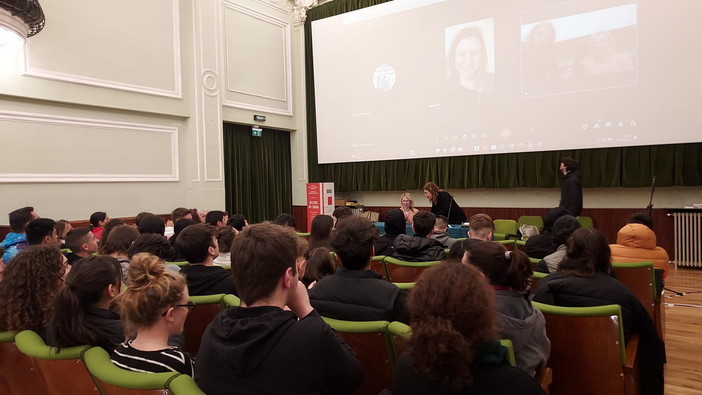 Progetto ‘Formare gli sguardi’: all’Istituto di Istruzione Superiore Fermi-Polo-Montale di Ventimiglia Progetto ‘Formare gli sguardi’: all’Istituto di Istruzione Superiore Fermi-Polo-Montale di Ventimiglia