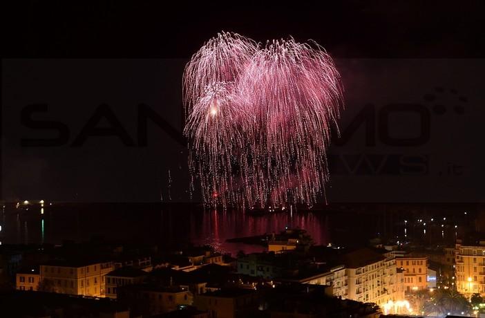 Sanremo: dopo il successo al Festival anche a Ferragosto i fuochi d'artificio saranno 'piromusicali'