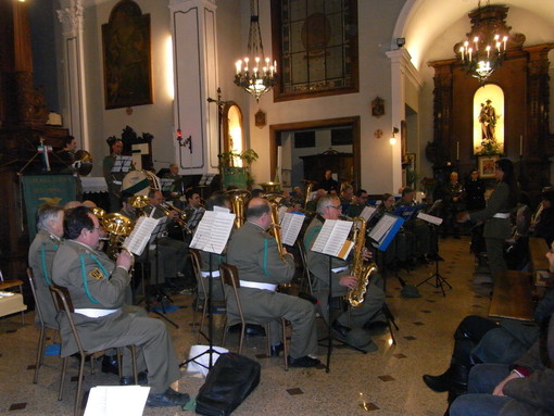 Domani pomeriggio alla Concattedrale di San Siro concerto di beneficenza della fanfara alpina sezionale 'Colle di Nava' Domani pomeriggio alla Concattedrale di San Siro concerto di beneficenza della fanfara alpina sezionale 'Colle di Nava'