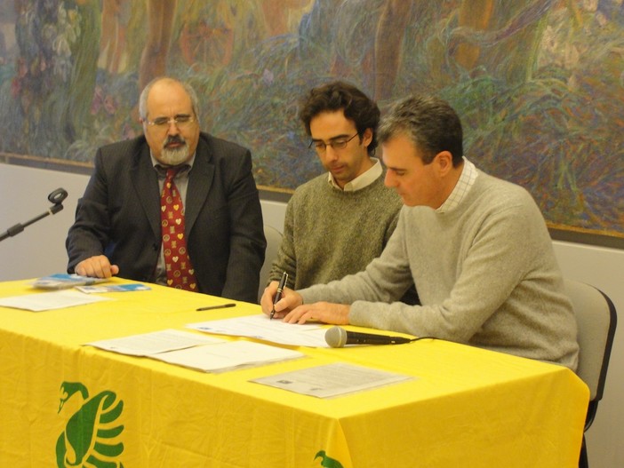 Legambiente, Regione a Aqua Srl firmano il 'Disciplinare per l'Acquacoltura sostenibile' Legambiente, Regione a Aqua Srl firmano il 'Disciplinare per l'Acquacoltura sostenibile'