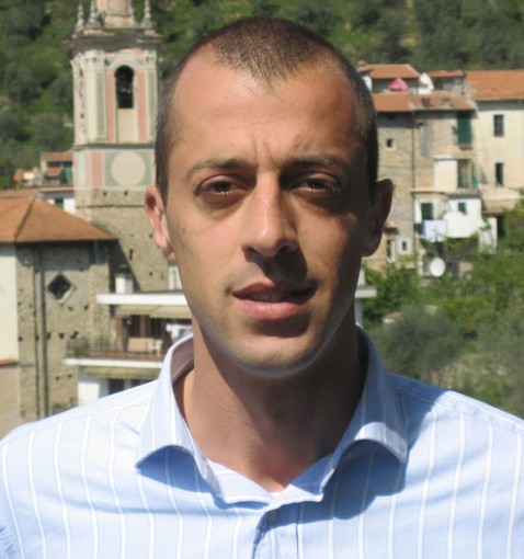 Anche il Sindaco di Airole, Fausto Molinari nel libro 'L'Italia dei Sindaci' scritto da Marco Giacosa