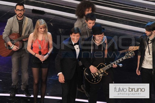 Festival Sanremo: è il gruppo ‘Iohosemprevoglia’ a passare il turno nella sfida contro Celeste Gaia