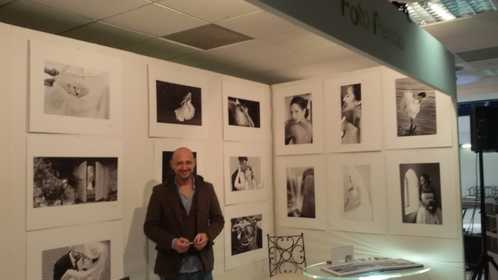 I servizi fotografici di qualità firmati Alessandro Perino in mostra al 'Salone degli Sposi', dedicato a stile, eleganza e tendenze per il matrimonio I servizi fotografici di qualità firmati Alessandro Perino in mostra al 'Salone degli Sposi', dedicato a stile, eleganza e tendenze per il matrimonio