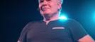 Spettacolo di cabaret a Ventimiglia, Franco Neri conquista il pubblico (Foto)