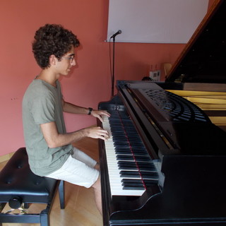 Ventimiglia: questa sera alla chiesa di Sant'Agostino il concerto del giovane pianista Fulvio Nicolosi
