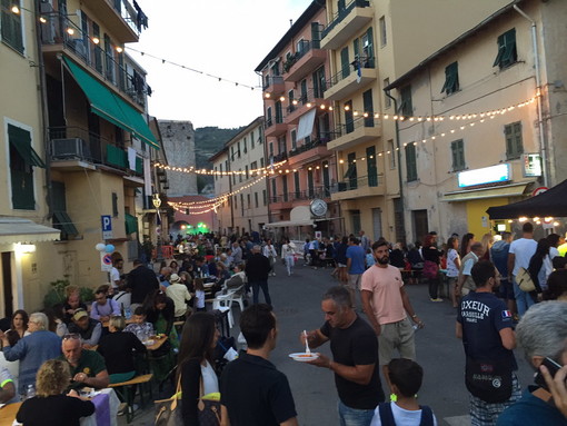 Ventimiglia: ottima partecipazione domenica scorsa per la terza edizione del 'Festino della Marina' (Foto)