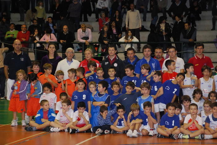 Grande festa ieri per il Minibasket con atleti da tutta la provincia di Imperia Grande festa ieri per il Minibasket con atleti da tutta la provincia di Imperia