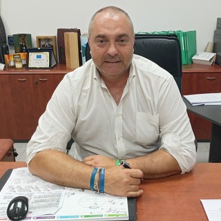 Vallecrosia, orario di consiglio comunale non concordato. Perri: "Sono disgustato" (Foto e video)