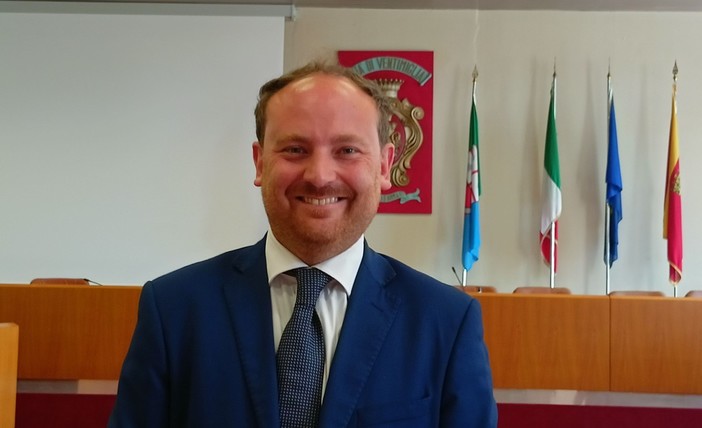 Accertamento di conformità al porto di Ventimiglia, Conferenza dei Servizi non approva. Di Muro: "Riunione tecnica per decidere come operare" Accertamento di conformità al porto di Ventimiglia, Conferenza dei Servizi non approva. Di Muro: "Riunione tecnica per decidere come operare"