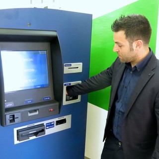 Soldi virtuali: sbarca in Italia il primo bancomat Bitcoin, il fondatore è il bordigotto Federico Pecoraro Soldi virtuali: sbarca in Italia il primo bancomat Bitcoin, il fondatore è il bordigotto Federico Pecoraro