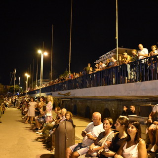 Sanremo il Comune conferma i tradizionali fuochi del 14 agosto: tornano i "Fòghi dà Madòna", a Capodanno tornano i droni?