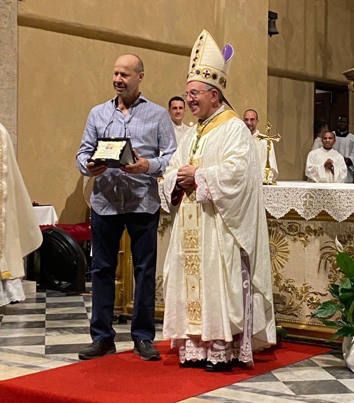 Sanremo: terminati i festeggiamenti di San Siro, l'appuntamento rimandato a luglio 2025 (Foto) Sanremo: terminati i festeggiamenti di San Siro, l'appuntamento rimandato a luglio 2025 (Foto)