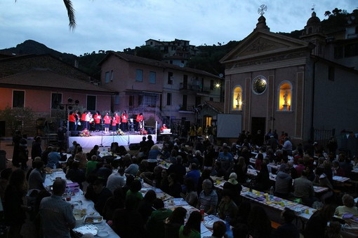 Ventimiglia: 'Ascoltare con il cuore', nel prossimo weekend a Trucco torna il 'Festival delle Corali' Ventimiglia: 'Ascoltare con il cuore', nel prossimo weekend a Trucco torna il 'Festival delle Corali'