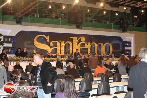 Festival Sanremo: iniziata la conferenza stampa della 61esima edizione