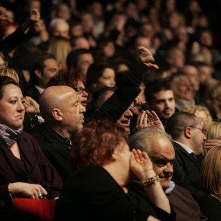 Pubblico e orchestra contestano la scelta dei finalisti