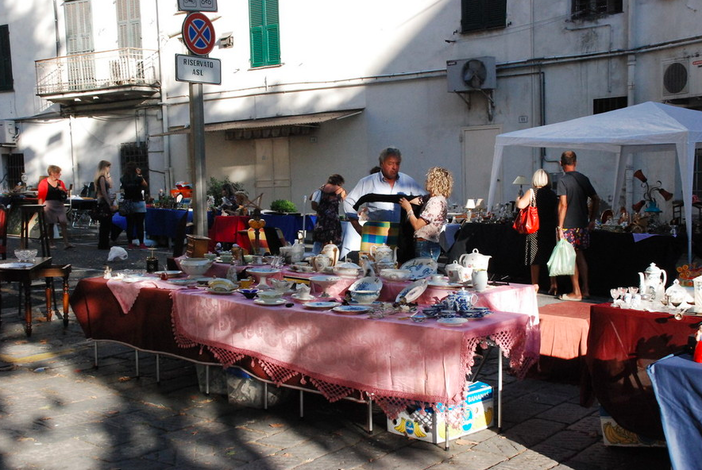 Sanremo: la Giunta approva l'elenco delle fiere  e manifestazioni commerciali straordinarie 2015