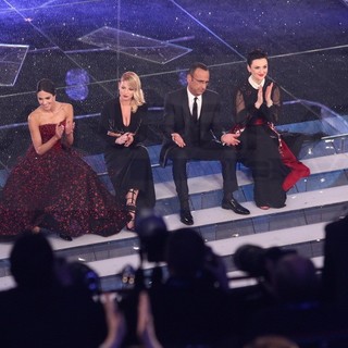 #Sanremo2015: tra semplici banalità e luoghi comuni scivola l'interminabile prima serata del Festival