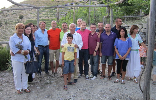 Il presidente Fausto Bertinotti con la moglie dalla loro casa di Dolceacqua alla Festa della Lavanda di Airole