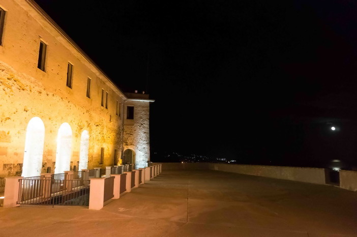 Ventimiglia: questo pomeriggio la conferenza di Alessio Santiago Policarpo anticipata alle 16 Ventimiglia: questo pomeriggio la conferenza di Alessio Santiago Policarpo anticipata alle 16