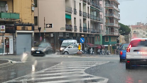 Allerta gialla per temporali e piogge intense domani sulla provincia di Imperia Allerta gialla per temporali e piogge intense domani sulla provincia di Imperia