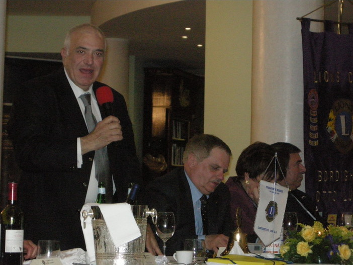 Il capo della massoneria italiana Pruneti ospite del Lions club Otto luoghi di Bordighera Il capo della massoneria italiana Pruneti ospite del Lions club Otto luoghi di Bordighera