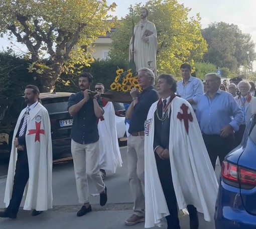 Seborga, annullati per il maltempo la Festa di San Bernardo e la presentazione della nuova moneta da 2 luigini Seborga, annullati per il maltempo la Festa di San Bernardo e la presentazione della nuova moneta da 2 luigini