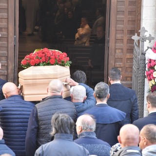 Sanremo: alla Concattedrale di San Siro l'ultimo saluto a Franca Nuvoloni, mamma di Gianni Berrino Sanremo: alla Concattedrale di San Siro l'ultimo saluto a Franca Nuvoloni, mamma di Gianni Berrino