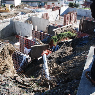 Frane di Natale: iniziati lavori al Borgo, risolta a Bussana