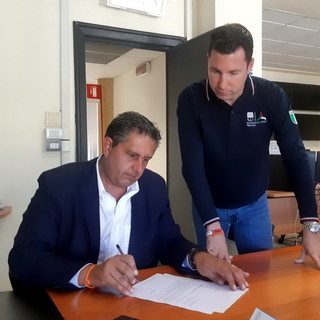 Genova: il Presidente della Regione Toti ha firmato la richiesta per lo 'stato di emergenza nazionale'