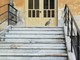 Sanremo: piccolo di gabbiano non riesce a volare ma nessuno lo va a soccorrere (Foto)