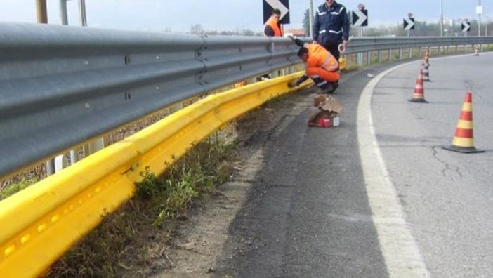 Un guard rail 'salva-motociclisti'
