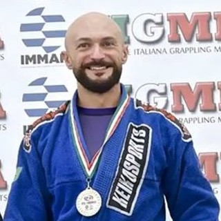 Arti marziali. Il sanremese Marco Gavino è campione italiano di Brazilian Jiu Jitsu e Grappoling No Gi: "Vittorie dedicate al mio Maestro Bernardo Serrini" (VIDEO)