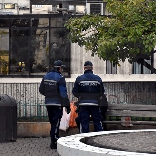 Sanremo: blitz della Municipale ai giardini 'Medaglie d'Oro', Il Grande, Moreno e Cutellè "Servono controlli continui"