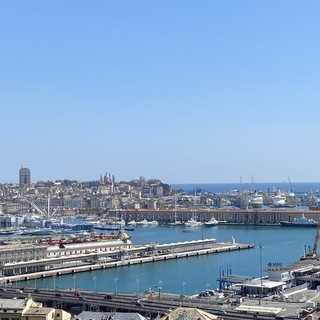 Genova: una città che cambia (ma resta fedele a sé stessa)